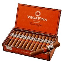 VEGAFINA Nicaragua Short
